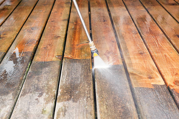 Best Commercial Pressure Washing in Clear Lake, IA